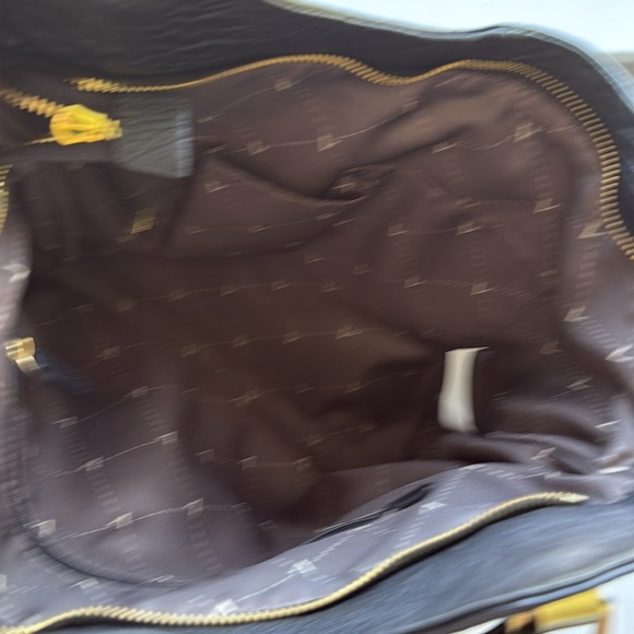 Vince Camuto Genuine Pebble Leather "Riley" Tote Crossbody Bag Purse Black - Picture 5 of 7